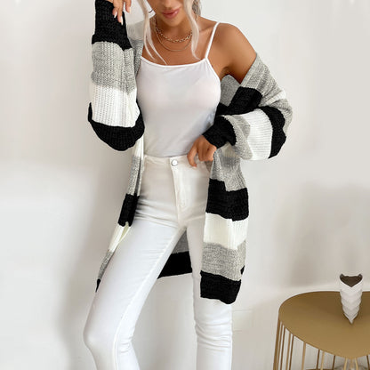 Womens Color Block Buttonless Sweater Coat
