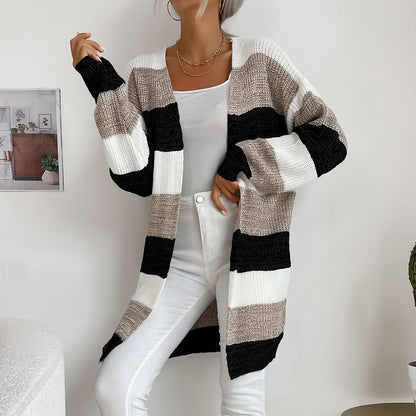 Womens Color Block Buttonless Sweater Coat