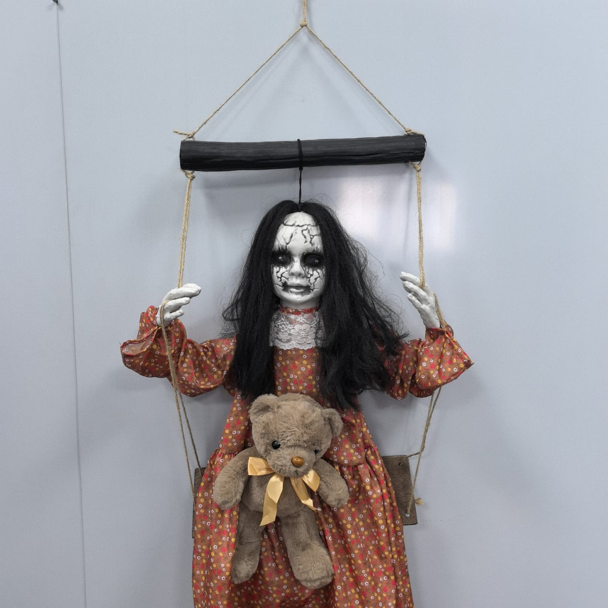 Halloween Female Ghost Puppet Scary Hanging Decoration
