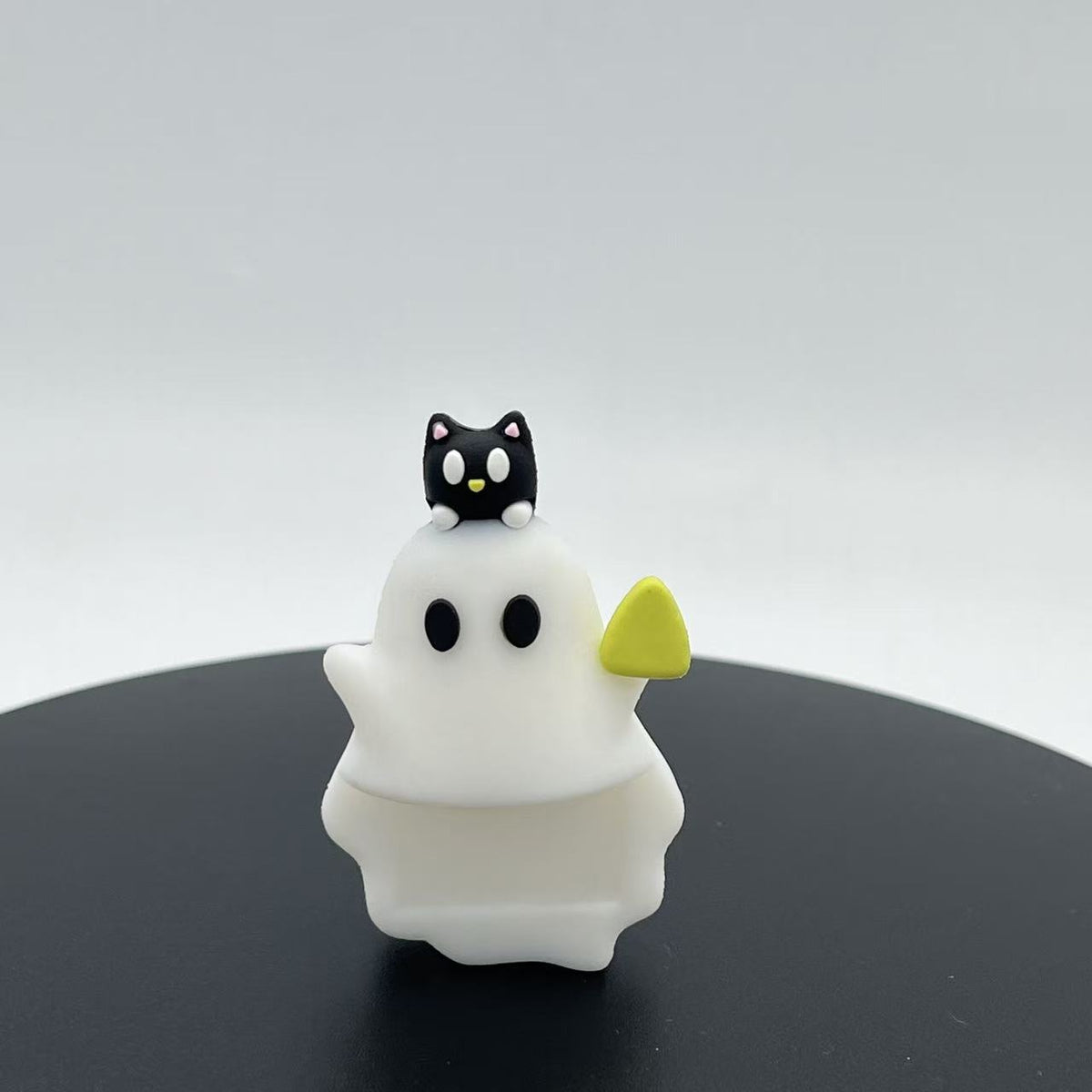 Mystery Phone Buddy Ghost Pumpkin Sticky Phone Decoration Figurine Desktop