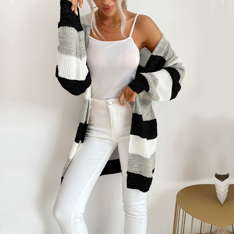 Womens Color Block Buttonless Sweater Coat