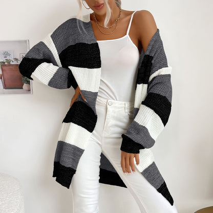 Womens Color Block Buttonless Sweater Coat