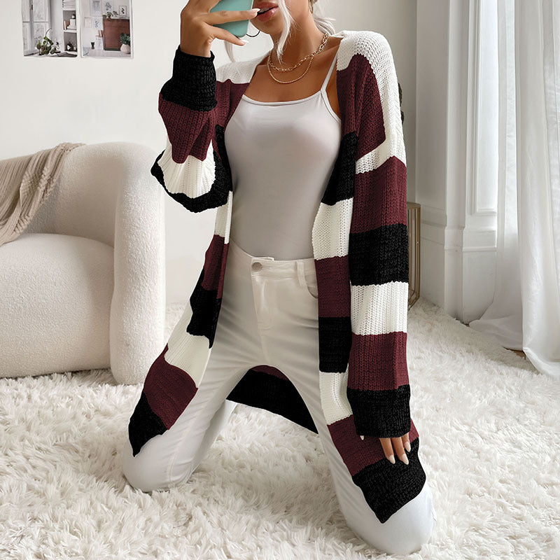 Womens Color Block Buttonless Sweater Coat